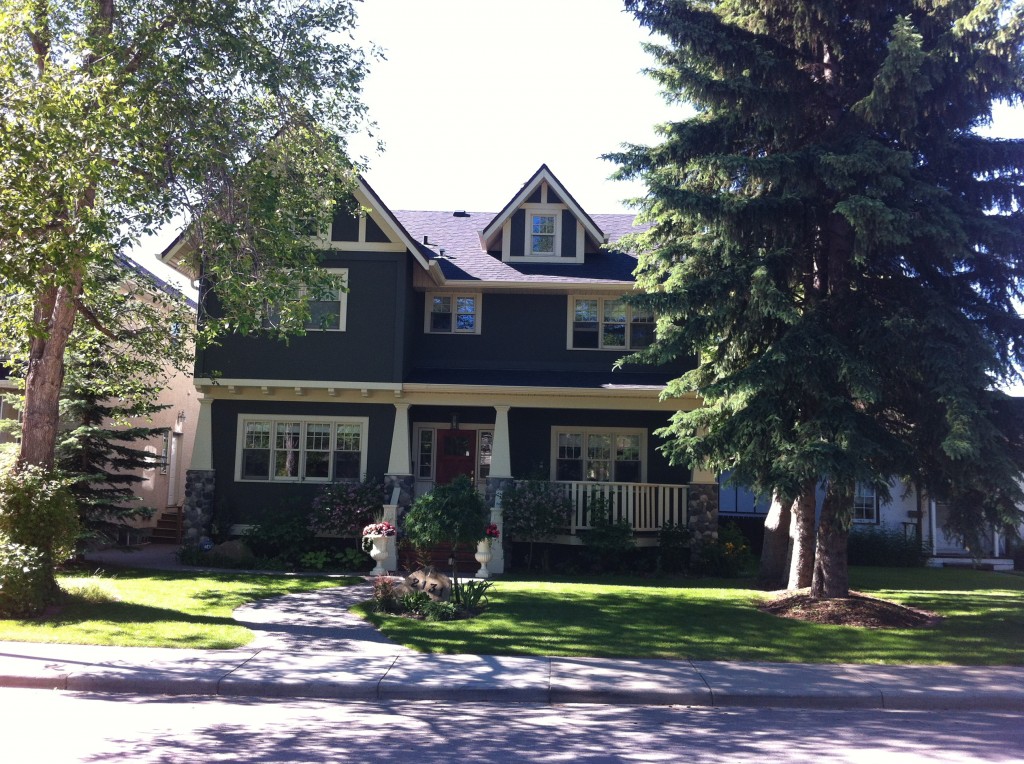 West Hillhurst is home to both traditional and contemporary infill homes. 